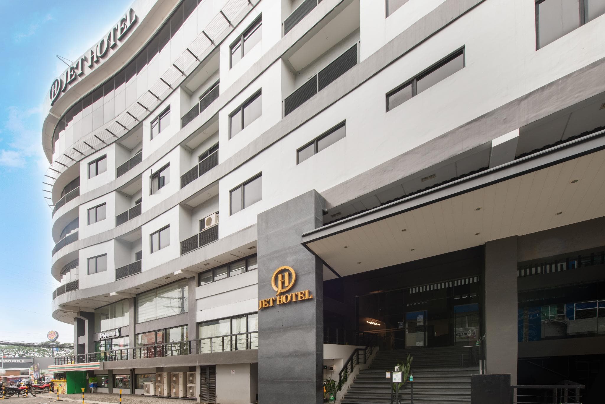 JET Hotel