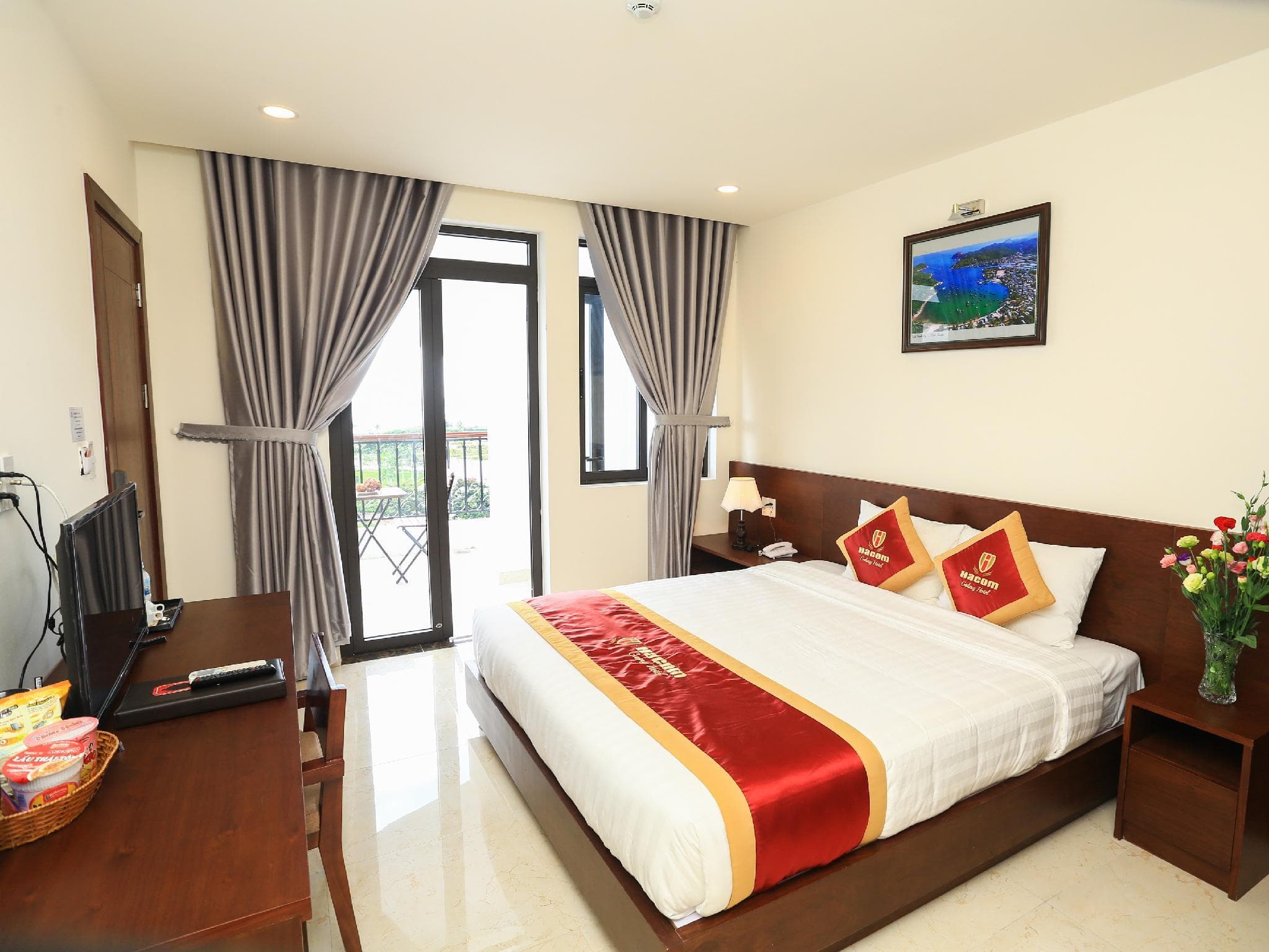 Hacom Galaxy Hotel
