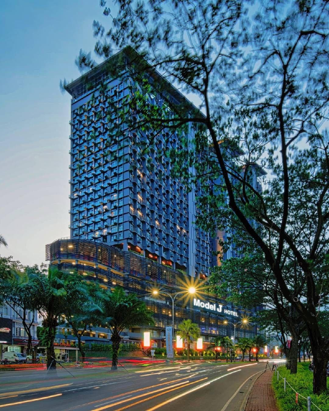 Model J Hotel BSD Carstensz