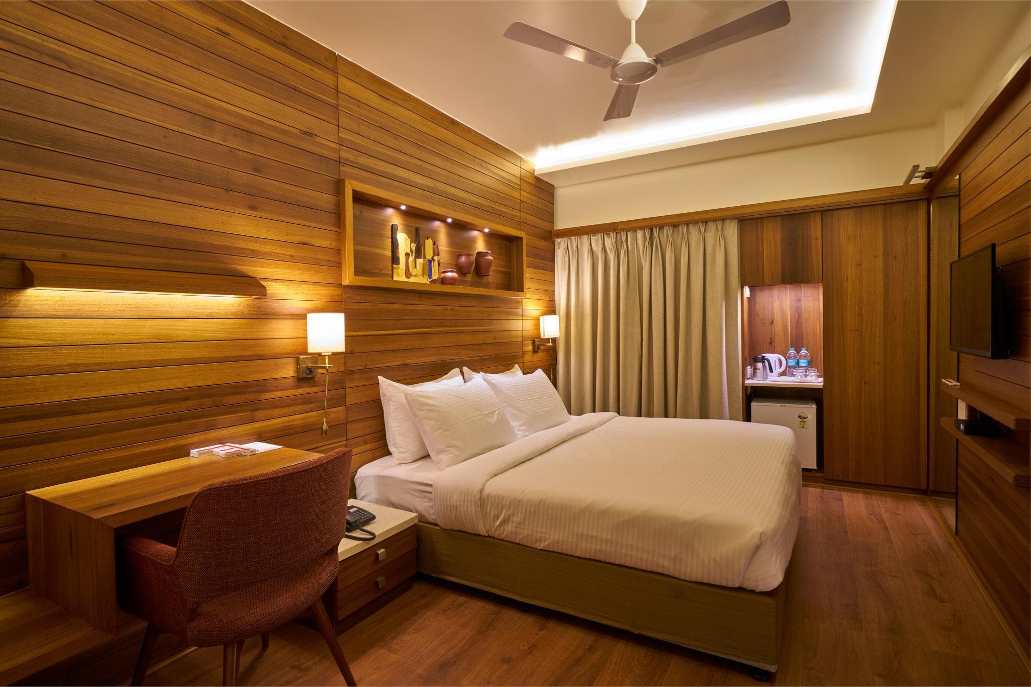 Hotel Atharv