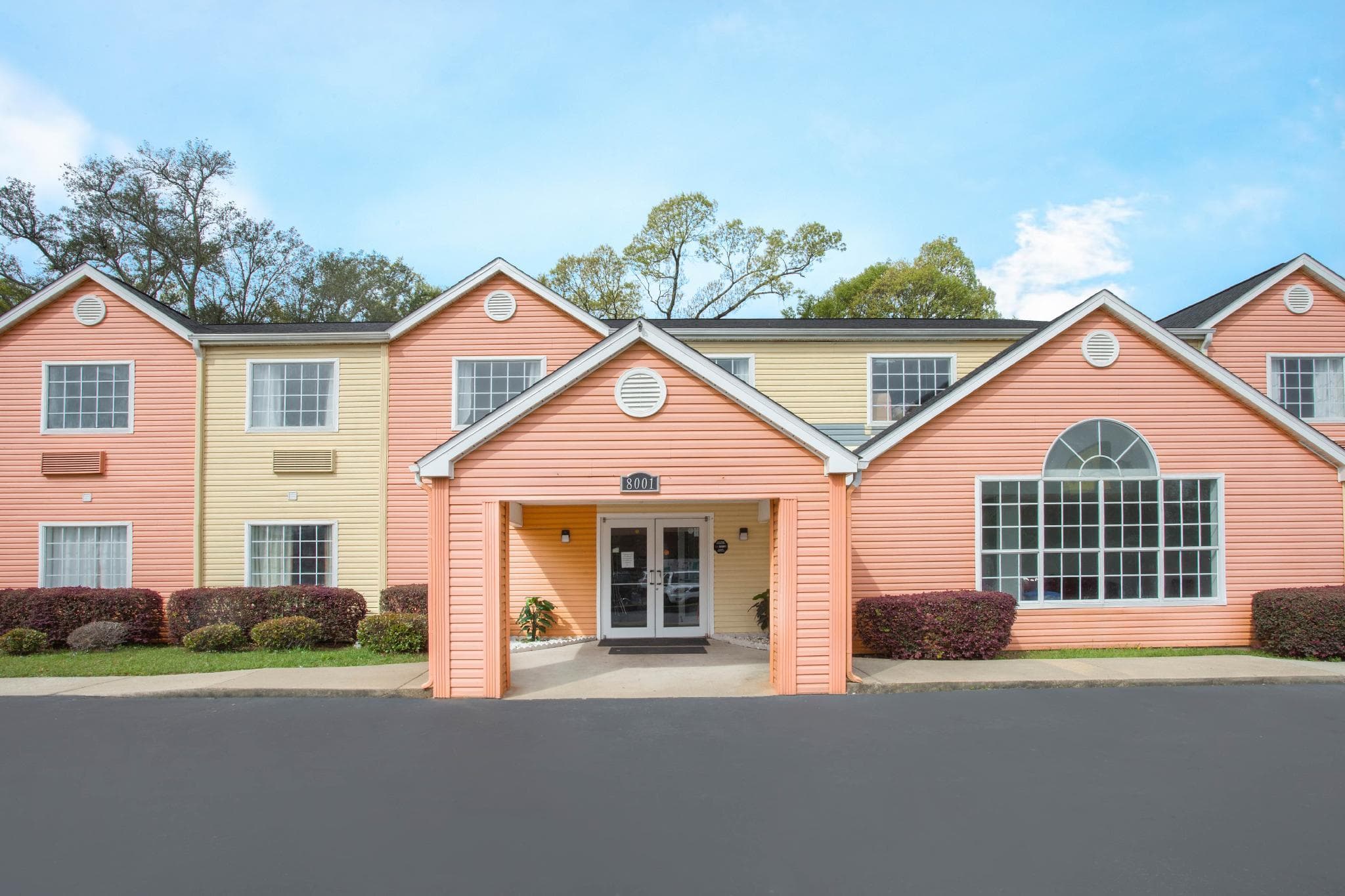 Super 8 by Wyndham Pensacola